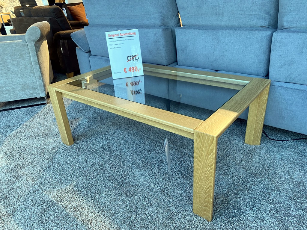 Couchtisch mit Klarglasplatte von RMW