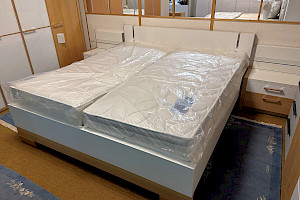Schlafzimmer Wildeiche/Weiß