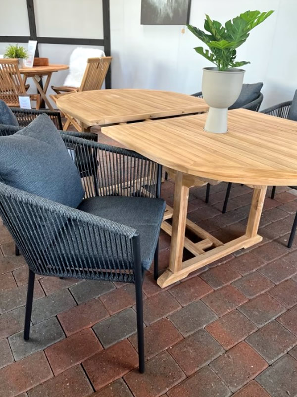 Gartentisch ausziehbar Teak massiv inklusive Stühl