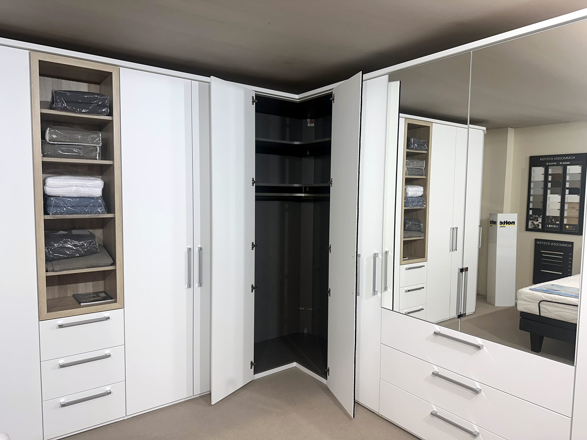 Eckkleiderschrank Horizont 100
